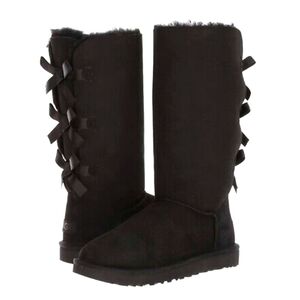 UGG Bailey Bow Tall II Shearling Lined Suede Boots in Black Sz. 5